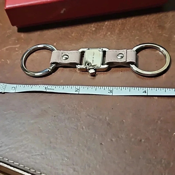 Salvatore Ferragamo Pink Leather Silver Key Chain - Picture 4 of 4